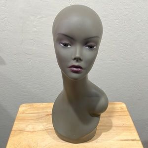 [23] Mannequin Head Plastic Display for Wigs Hats Sunglasses Jewelry